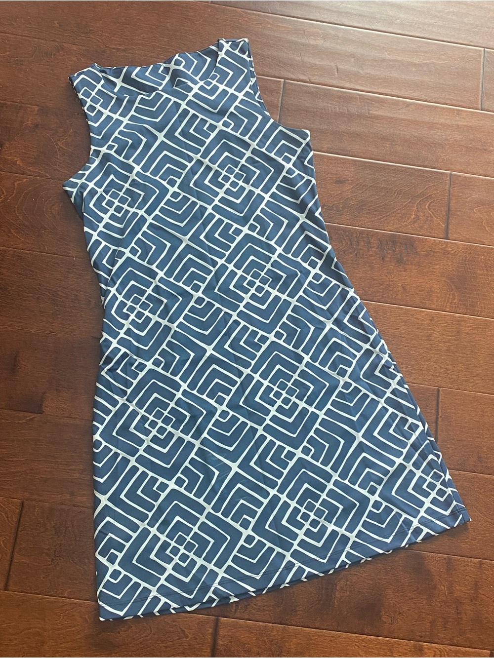 Mahi Gold Sleeveless Shift Dress Blue White Geometric Maze Print Women's Small